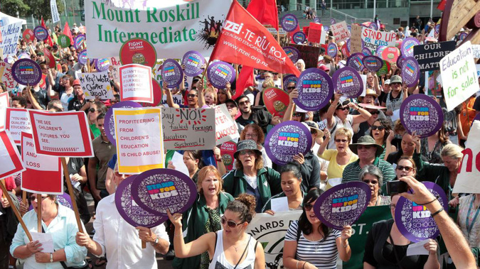 Thousands of teachers  rallied in centres across the country. Photo \ NZ Herald