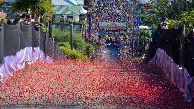 The iconic New Zealand lolly is returning. (Photo / NZ Herald)