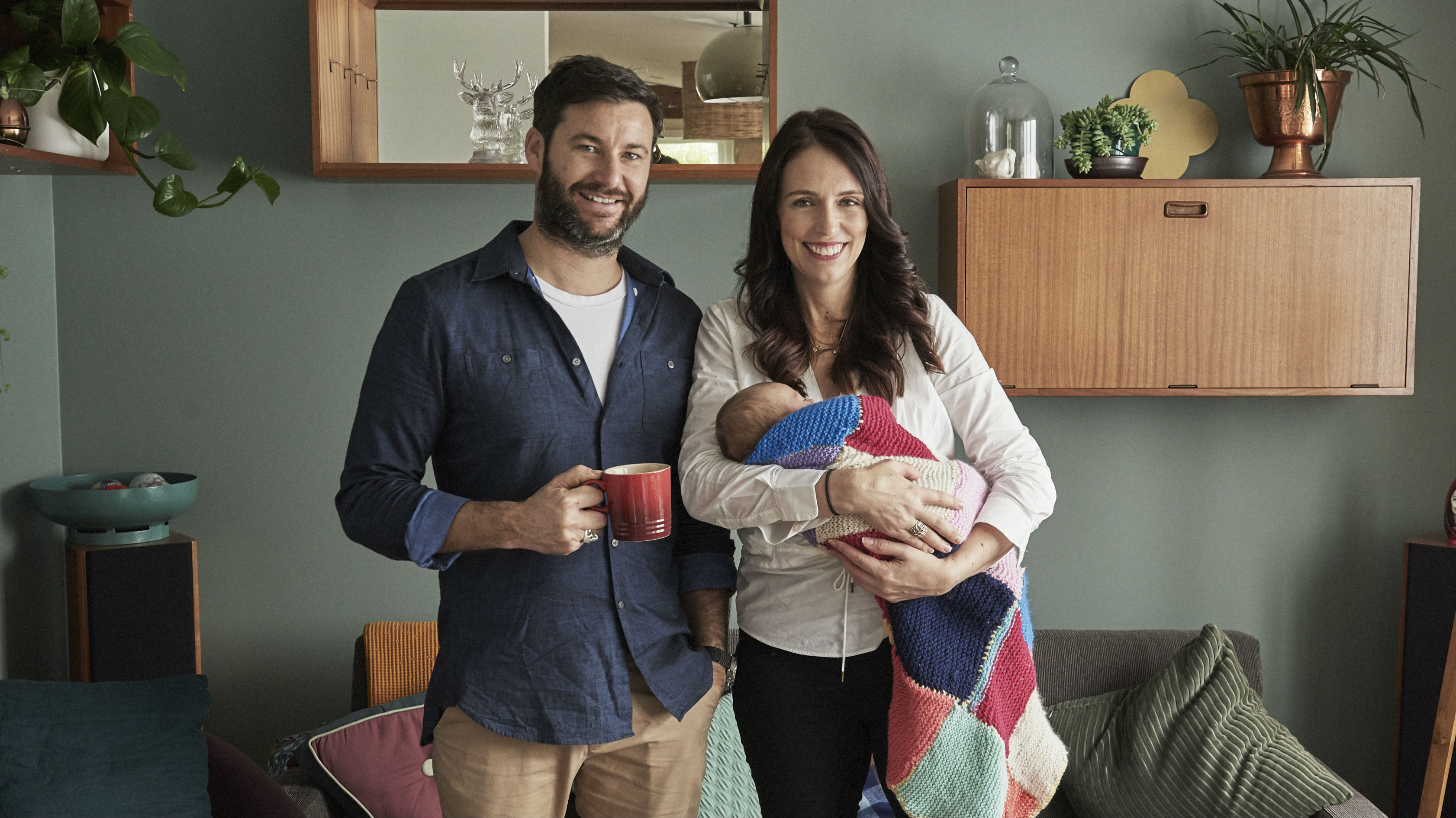 Leighton Smith: PM's baby is interfering with her job