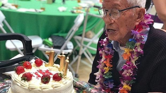 Tseng attended a fitness class three days a week at the YMCA at 6.30am until he was 102. (Image / Twitter)