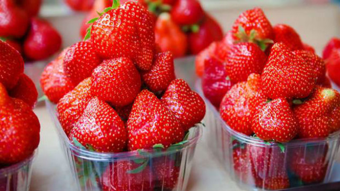 Needles have been discovered inside Australian strawberries. (Photo: 123RF)