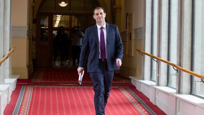 If Simon Bridges is to survive, he must now discredit Jami-Lee Ross immediately, Claire Trevett writes. (Photo / Mark Mitchell)