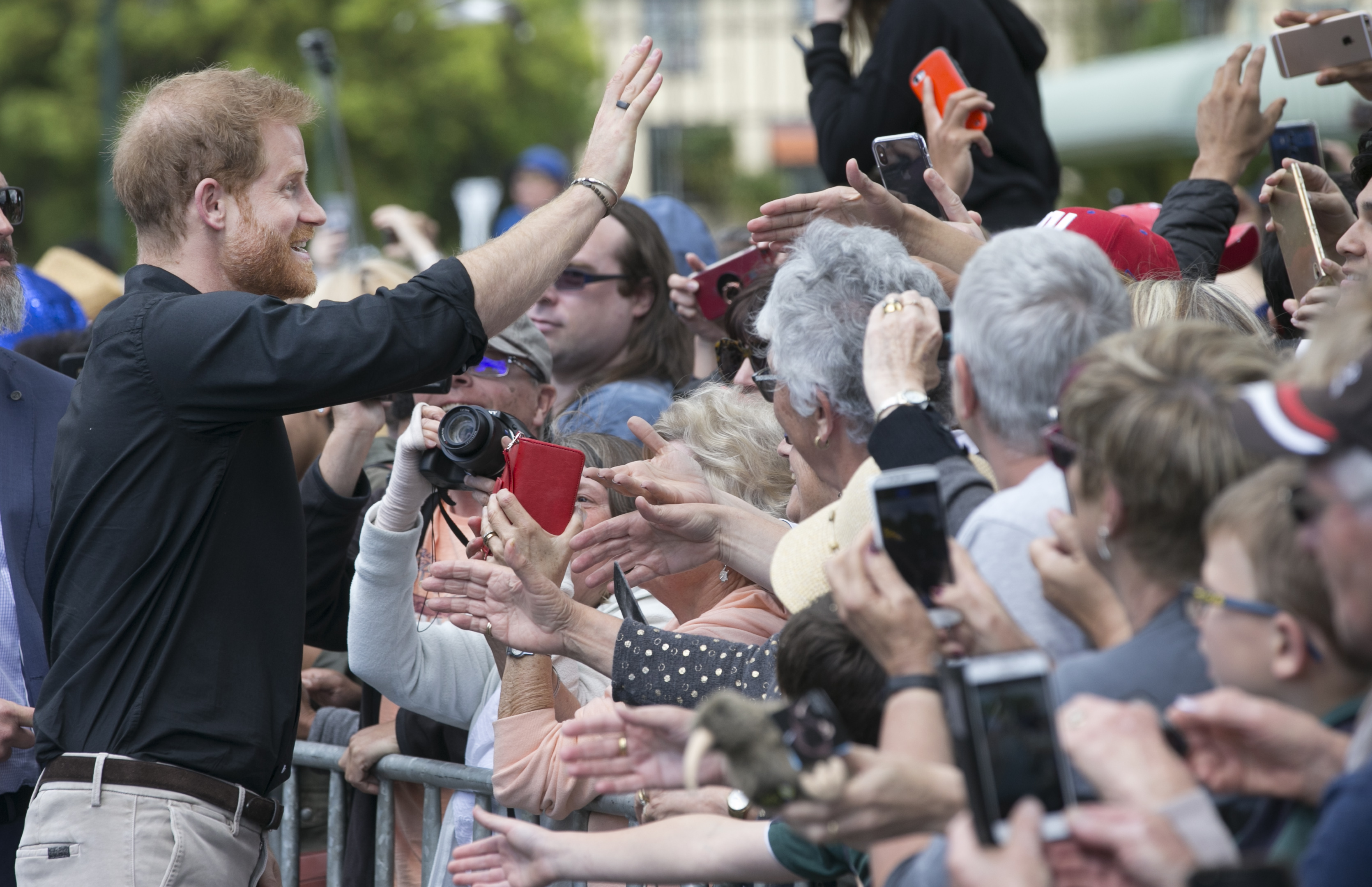 Prince Harry, Duke of Sussex greets the crowds during a walkabout at Government Gardens on October 31, 2018 in Rotorua, New Zealand. Photo / Getty Images