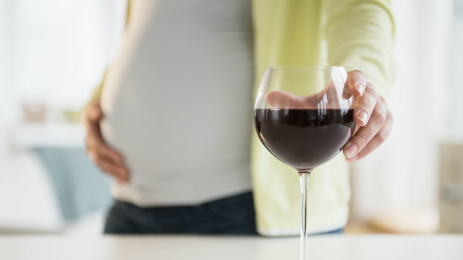 Cheers says that there is a lot of conflicting information about drinking while pregnant. (Photo / Getty)