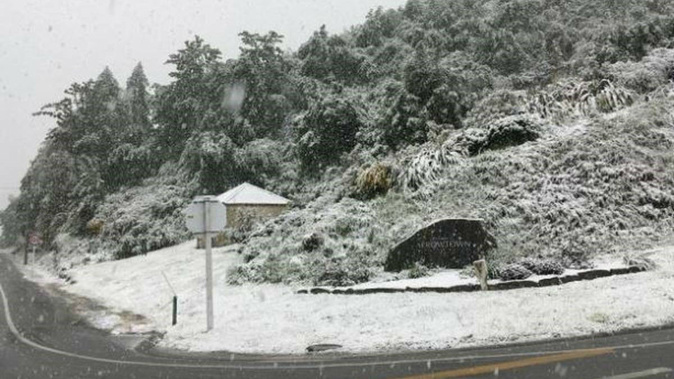The unexpected dumping of snow has been labelled 'Snow-vember'. (Photo / NZ Herald)