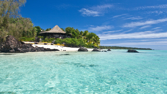 Aitutaki’s infectious allure is the chance to laze away indulgently alongside and in that languid, limpid lagoon.