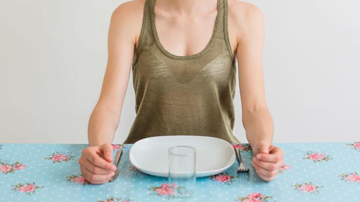 Two studies have furthered, but not solved, the debate over whether low carbs or low fats will help you lose weight. (Photo / Getty)