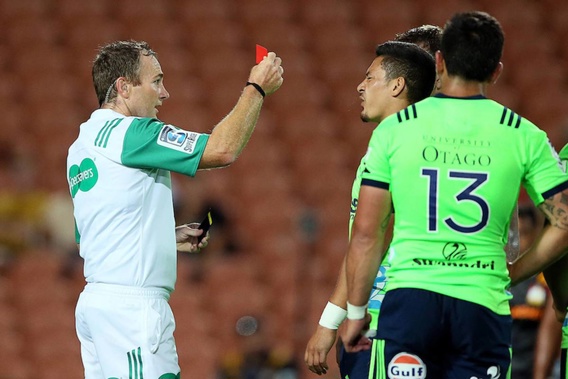 Sio Tomlinson was shown a red card after no-arm tackling Brodie Retallick. (Photo / Photosport)