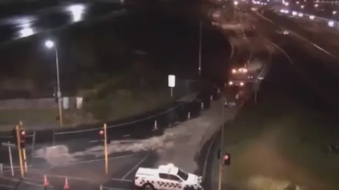 An oil spillage from an earlier crash has closed the Redoubt Rd southbound on-ramp. Photo / NZTA
