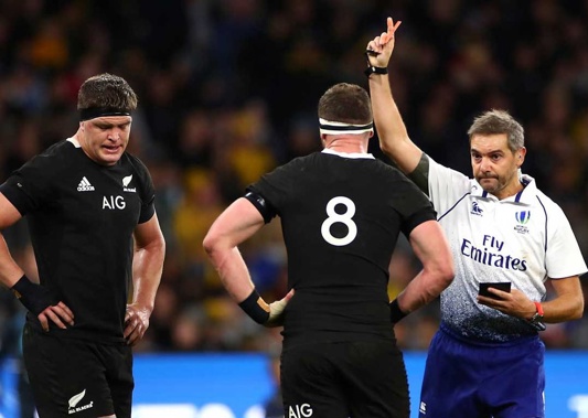 Scott Barrett was red-carded in a low point during the evening. (Photo / Getty)