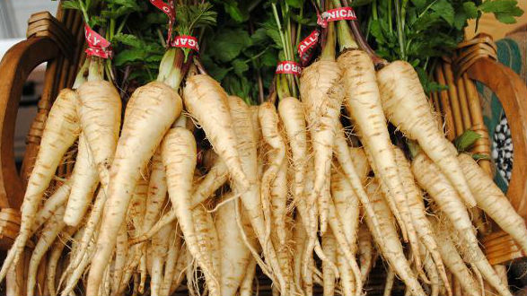 Mike van de Elzen: Spiced salt roasted parsnips with warm chickpeas