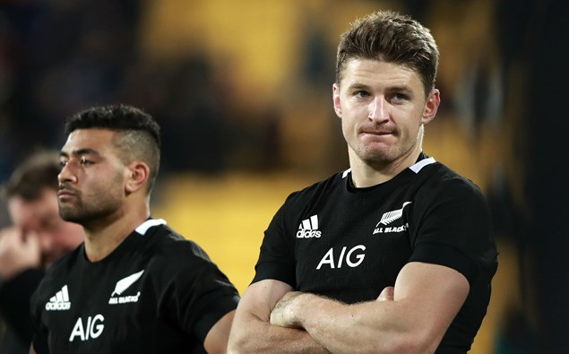Sir Graham Henry hopes Steve Hansen sticks with Richie Mo'unga at first five-eighths. (Photo / Getty)