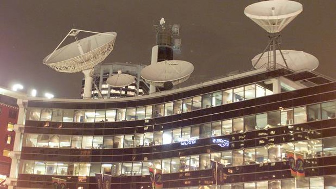 TVNZ warned it is heading for a $17.1m loss in 2020, on flat revenue as it pursued a restructure.