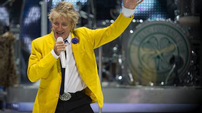 Sir Rod Stewart has beaten a three-year battle with prostate cancer which he kept under covers. (Photo / Herald)