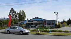 The Springfield Cafe on the western fringe of the Canterbury Plains had received bad reviews on TripAdvisor.