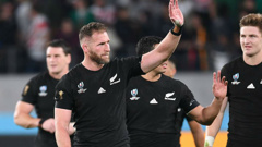 Kieran Read thanks the fans after Saturday's match. (Photo / Photosport)