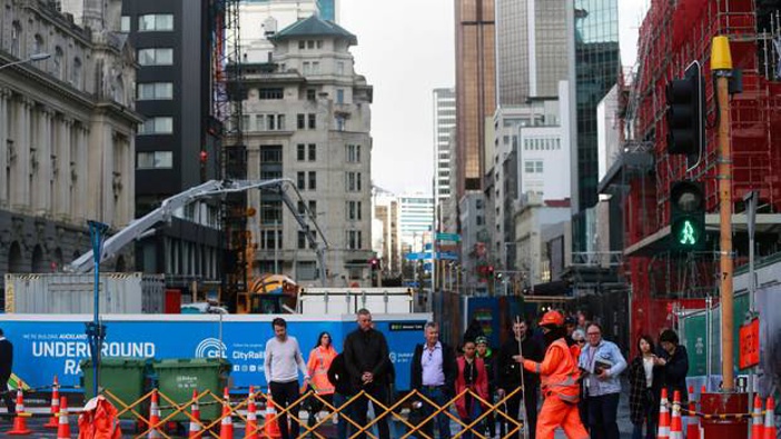 General view of the construction for the City Rail Link (CRL), looking up Queen St in Auckland's CBD. Photo / File