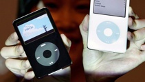 Tech: Twitter battle and goodbye to the iPod
