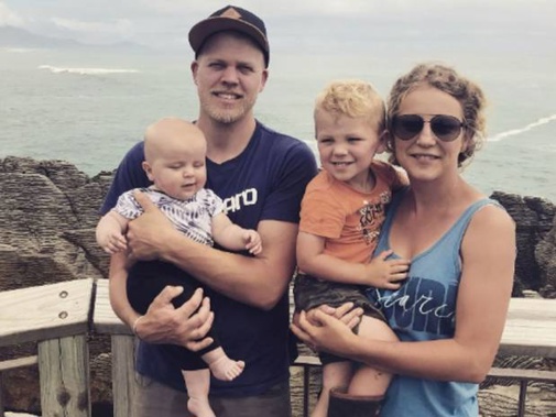 Jamie Fietje with his wife Shari and two sons Axell, 1, and Astin, 4. (Photo / Supplied)