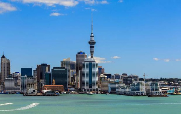 Auckland house prices jumped 1.9 per cent in the last three months - the biggest quarterly jump in two years. Photo / 123rf