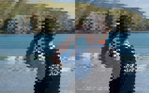 100 dead snapper found floating in Hauraki Gulf