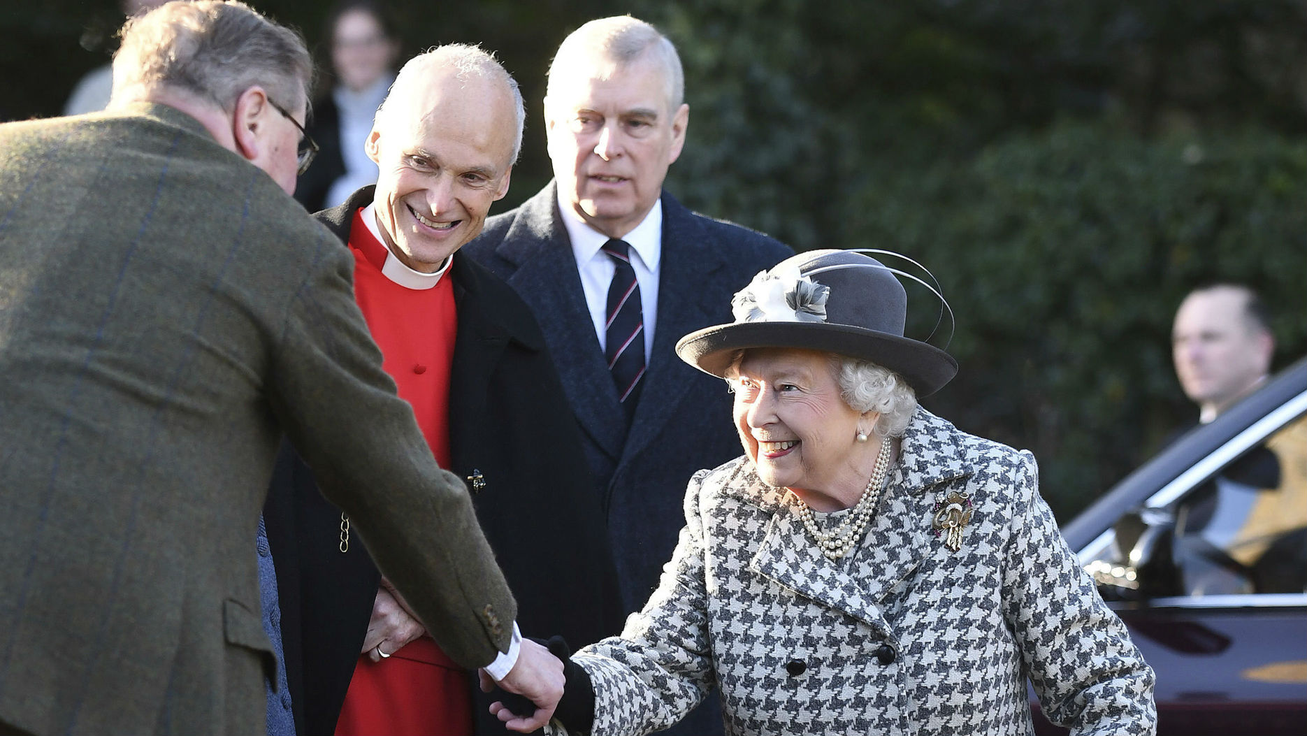 Queen Elizabeth and Prince Andrew attend church together. Video / AP