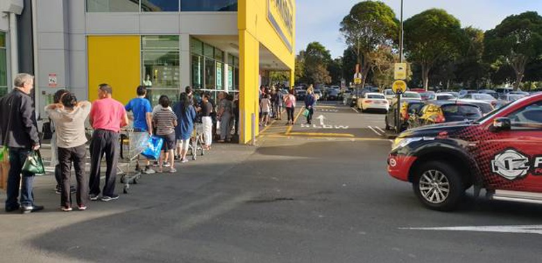 Lines are out the door at Pak'nSave at Royal Oak. (Photo / Supplied)