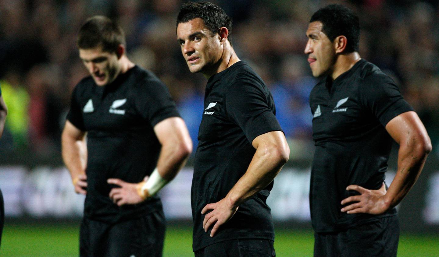 A dejected Dan Carter during his All Blacks career. (Photo / Photosport)