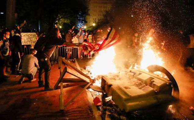 Leighton Smith Podcast: US riots and George Friedman