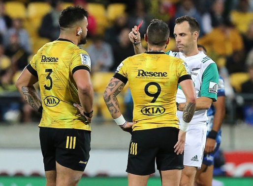 Red carded players will be replaced after 20 minutes. (Photo / Photosport)