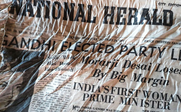 The papers date from January 20 and 21, 1966. (Photo / AFP via Getty/CNN)