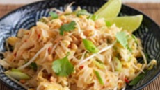 Nici Wickes: Famous Homemade Pad Thai
