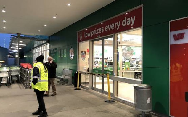 Covid 19: Christchurch Countdown closed over contamination fears