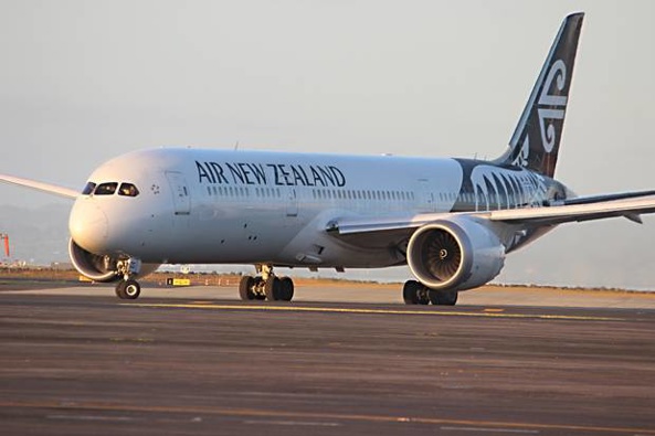 Air New Zealand has suspended new bookings travelling to Australia until the end of August. (Photo / File)