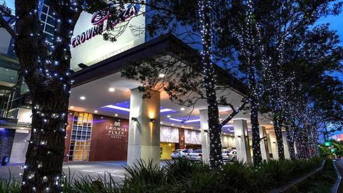 The traveller's bolt for freedom from the Crowne Plaza only lasted 100 metres. (Photo / File)