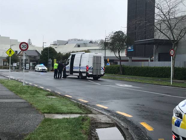 The bomb disposal unit has arrived at the scene. Photo / Belinda Feek