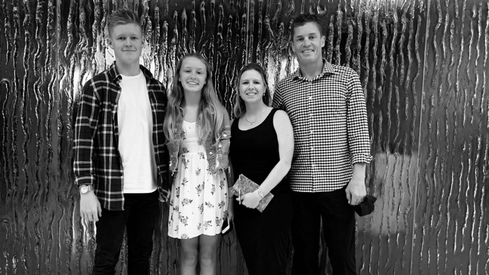 Stuck in Abu Dhabi, Stephen Spencer is now struggling to return to Australia with his family. (Photo / CNN)