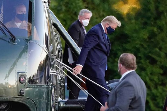 President Donald Trump arrives at Walter Reed National Military Medical Center. Photo / AP