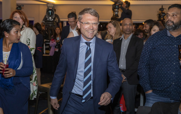 National finance spokesman Paul Goldsmith arriving at National's election night HQ at the Royal NZ Yacht Squadron. (Photo / Mark Mitchell)