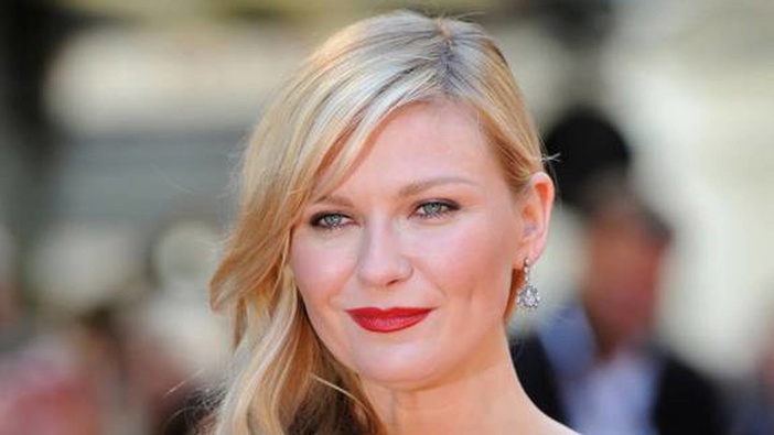 Hollywood actress Kirsten Dunst returned to New Zealand with her family in June to finish filming The Power of the Dog.