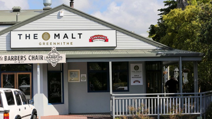 The owner of The Malt at Greenhithe has been sent into managed isolation at Jet Park four days after he told officials that he lives with his mother, aged 73. Photo / Sylvie Whinray. The owner of The Malt at Greenhithe has been sent into managed isolation at Jet Park four days after he told officials that he lives with his mother, aged 73. Photo / Sylvie Whinray.