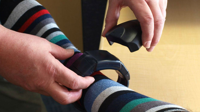 Ankle bracelets could be used to allow people to quarantine at home. (Photo / File)