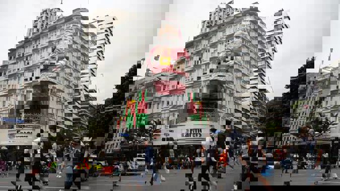 Auckland S Iconic Santa Finds New Home