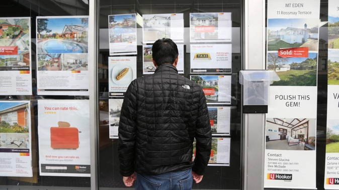 The Reserve Bank intends to re-impose LVR restrictions to guard against continued growth in high-risk lending. Photo / File