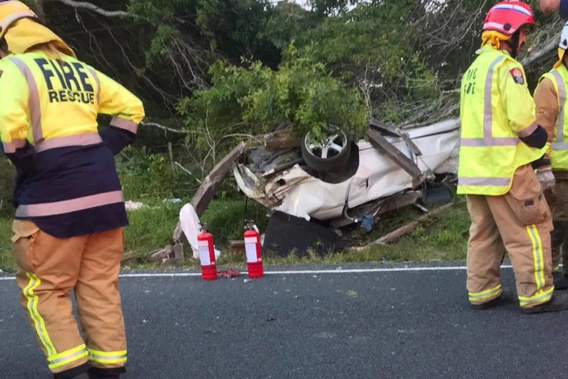 Scene of the accident which left two people dead on the Clevedon-Kawakawa Rd yesterday. Photo / Kawakawa Bay Volunteer Fire Brigade