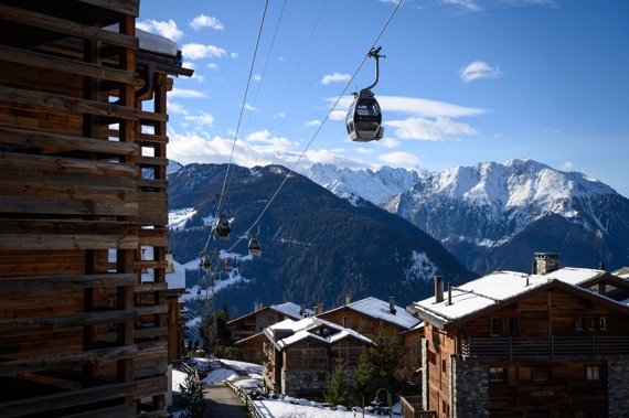 Officials say British skiers fled Verbier after nightfall to avoid a Covid quarantine. (Photo / Getty)