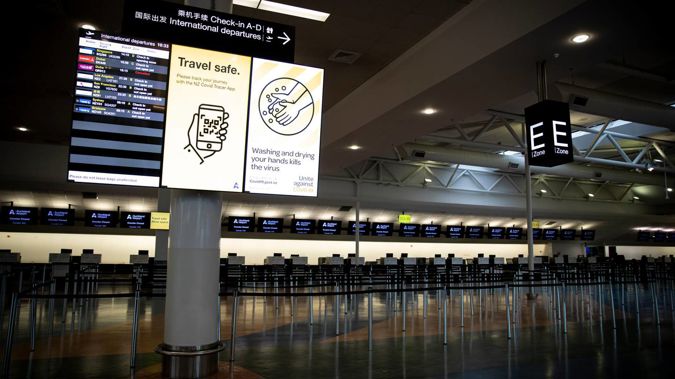Travellers arriving from the United Kingdom and United States will need to pass a pre-flight covid test before they board their plane from midnight. Photo / Dean Purcell