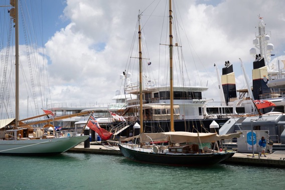 Jaime Botin's boat Adix (left) docked at Westhaven Marina. Ineos owner Jim Ratcliffe's blue hulled superyacht Sherpa (background) is also pictured. Photo / NZ Herald