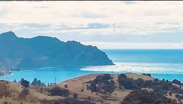 (Gina Pewhairangi took this photo of surges arriving in Tokomaru Bay on the East Cape following a series of earthquakes.)