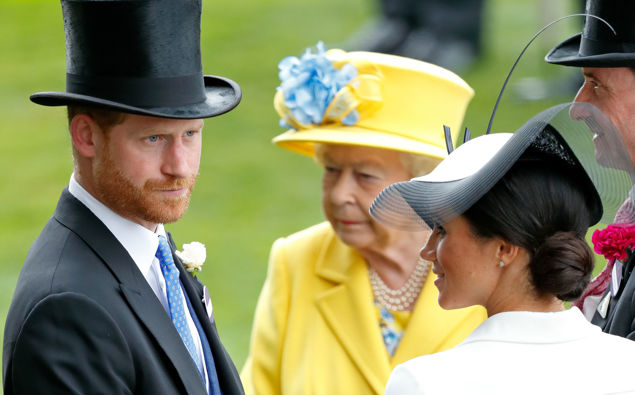 La reine donne une réponse mûre au festival de Sussex